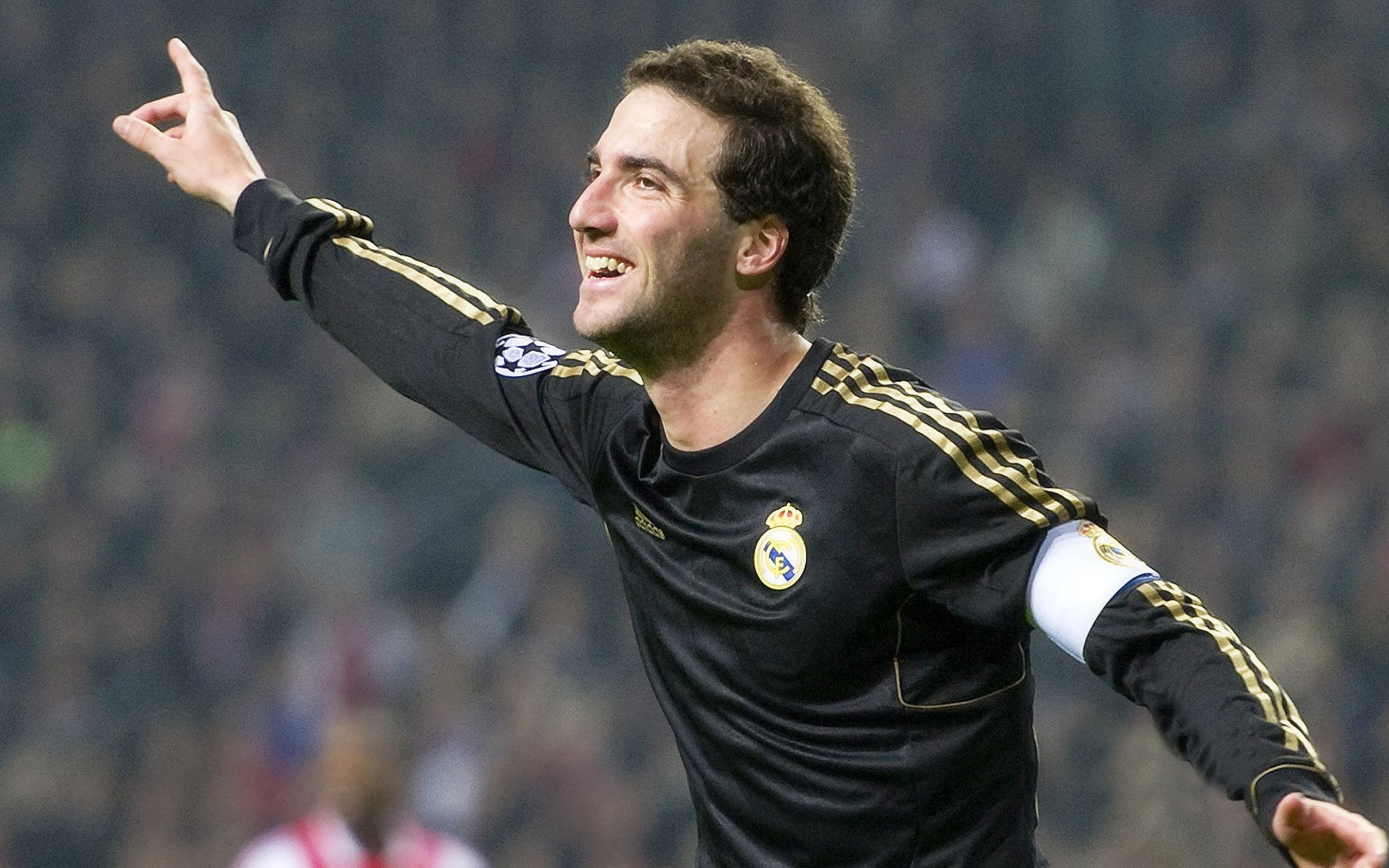 华体会皇马赞助商-克瓦拉茨赫利亚一锤定音，加纳收割荷兰书写非洲足球新篇章